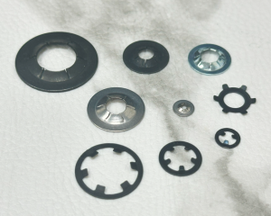 fastener-world(YAU JIN INTERNATIONAL CO., LTD. )